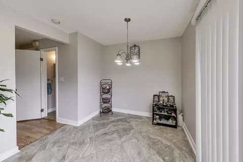 Dining - 2067 Kettering Rd, Hoffman Estates, IL 60169 photo 1 of 3