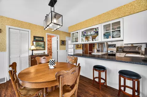 Dining - 17 Sunset Rd, Bloomington, IL 61701 photo 5 of 5