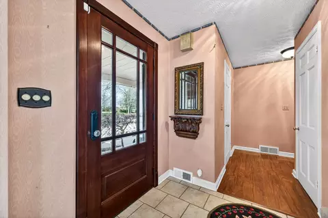 Entry Way - 17 Sunset Rd, Bloomington, IL 61701 photo 1 of 5