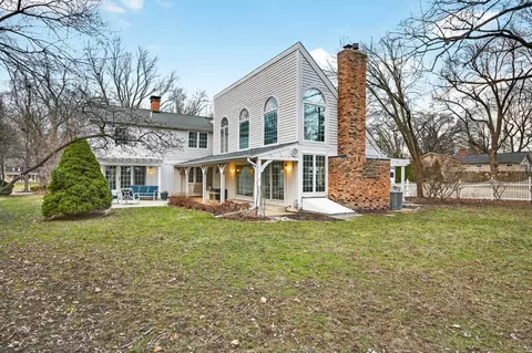 Exterior - 17 Sunset Rd, Bloomington, IL 61701 photo 20 of 24