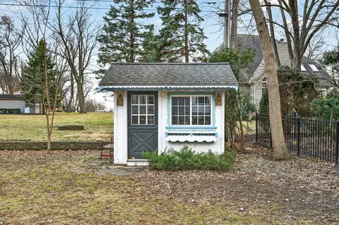 Exterior - 17 Sunset Rd, Bloomington, IL 61701 photo 21 of 24
