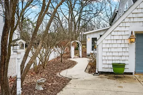 Exterior - 17 Sunset Rd, Bloomington, IL 61701 photo 11 of 24