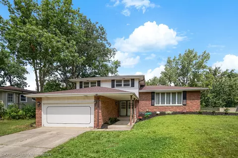 6650 W 131st St, Palos Heights, IL 60463
