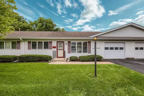 450 Exchange St, Sycamore, IL 60178