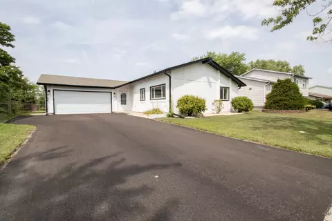 17840 Princeton Ln, Country Club Hills, IL 60478