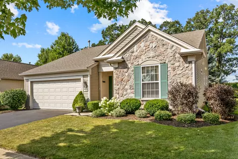 11341 Greenway Dr, Huntley, IL 60142