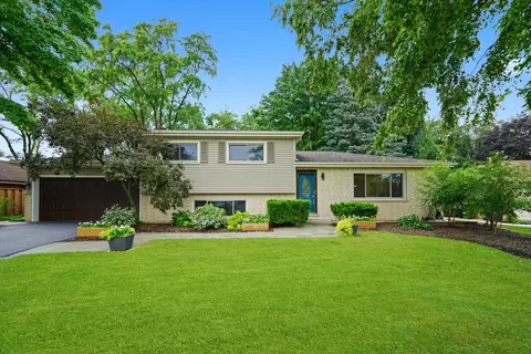 5 N260 Eagle Ter, Itasca, IL 60143