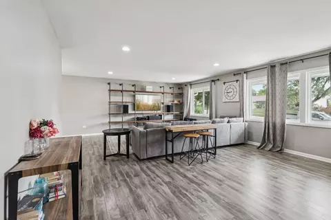 Living - 1730 Pierce Rd, Hoffman Estates, IL 60169 photo 6 of 6