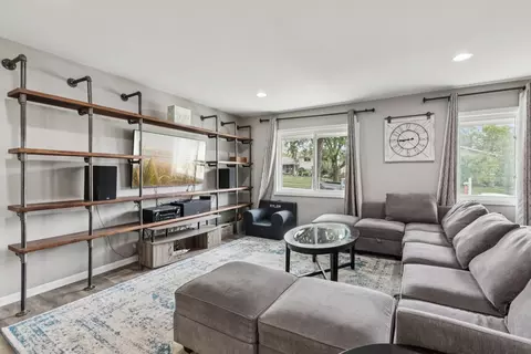 Living - 1730 Pierce Rd, Hoffman Estates, IL 60169 photo 1 of 6