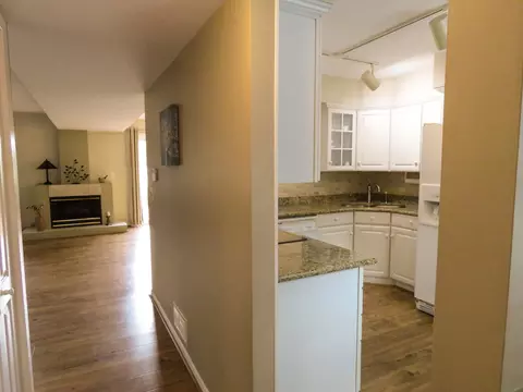 3322 Alethea Dr, Algonquin, IL 60102 photo 5