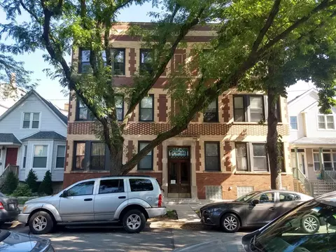 2046 W Cuyler Ave #3W, Chicago, IL 60618