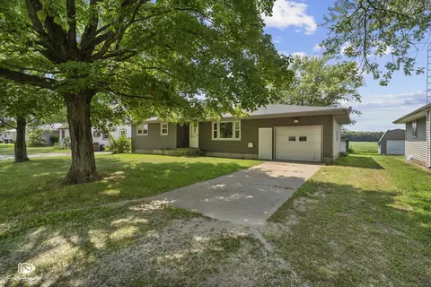 2414 N 7000w Rd, Bonfield, IL 60913