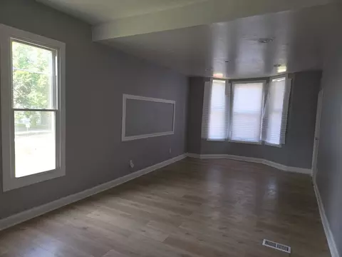 Living - 6039 S Carpenter St, Chicago, IL 60621 photo 3 of 6
