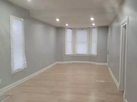 Living - 6039 S Carpenter St, Chicago, IL 60621 photo 4 of 6