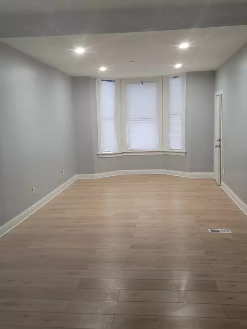 Living - 6039 S Carpenter St, Chicago, IL 60621 photo 5 of 6