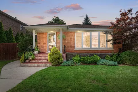 2424 Wood St, River Grove, IL 60171