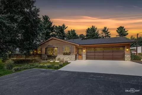 4844 S Woodys Ln, Chana, IL 61015