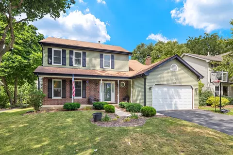 318 Bell Dr, Cary, IL 60013