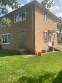 Exterior - 41 Mccarthy Rd, Park Forest, IL 60466 photo 2 of 4