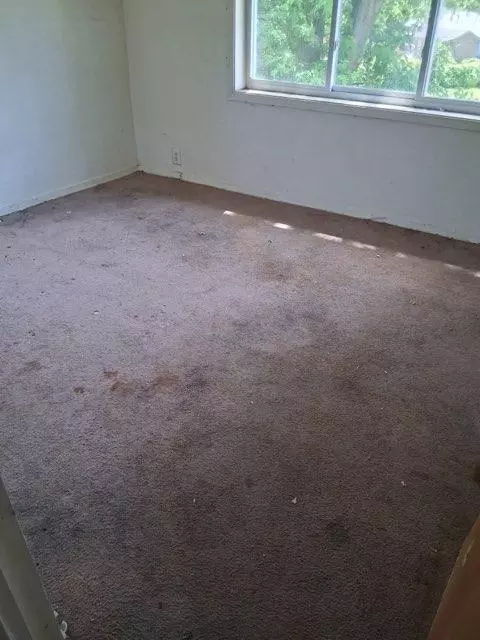 Bedroom - 41 Mccarthy Rd, Park Forest, IL 60466 photo 2 of 3