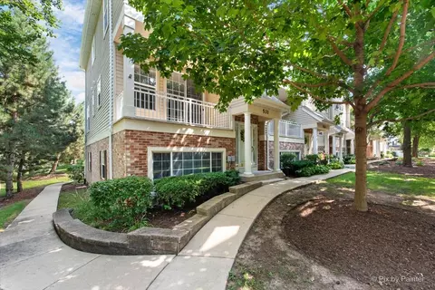 531 Pheasant Trl, Saint Charles, IL 60174
