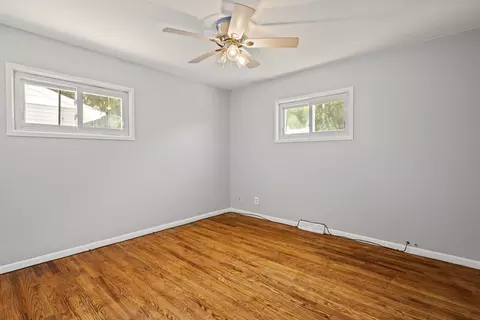 Bedroom - 17832 Burnham Ave, Lansing, IL 60438 photo 1 of 2
