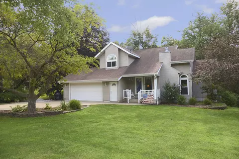 2520 Champlain St, Ottawa, IL 61350