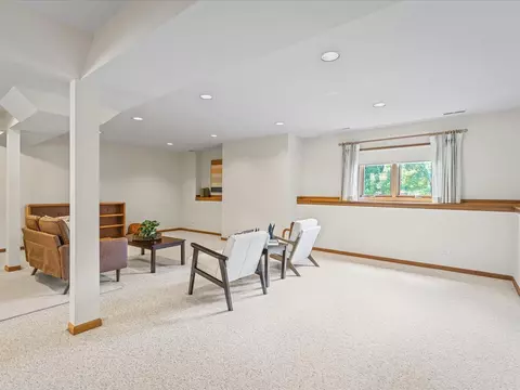 1646 Larchmont Rd, Davis, IL 61019 photo 28