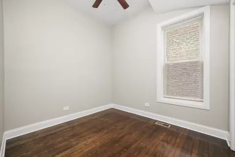 1759 E 72nd Pl, Chicago, IL 60649 photo 9