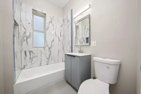 1759 E 72nd Pl, Chicago, IL 60649 photo 8