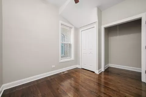 1759 E 72nd Pl, Chicago, IL 60649 photo 10