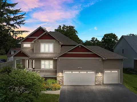 4509 Winchester Ave, Lisle, IL 60532