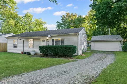 1508 Centennial Dr, Champaign, IL 61821 photo 1