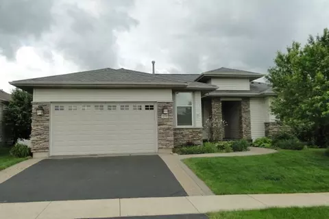 12705 Cold Springs Dr, Huntley, IL 60142