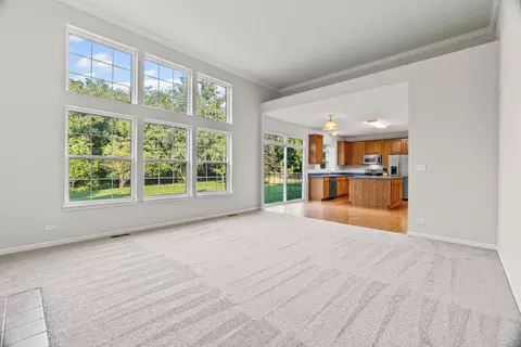 Living - 601 Rivers Edge Dr, Minooka, IL 60447 photo 2 of 6