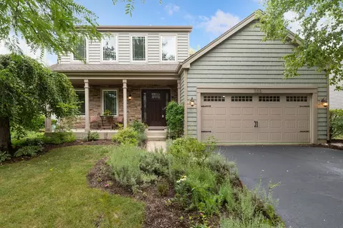 355 Buckingham Dr, Grayslake, IL 60030