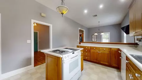 617 E Main St, Arcola, IL 61910 photo 22