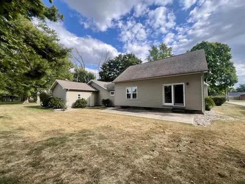 617 E Main St, Arcola, IL 61910 photo 60