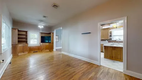 617 E Main St, Arcola, IL 61910 photo 10