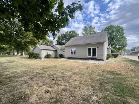 617 E Main St, Arcola, IL 61910 photo 59