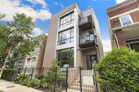 2343 W Lyndale St #3, Chicago, IL 60647