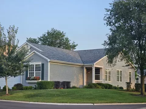 21319 Lily Lake Ln, Crest Hill, IL 60403