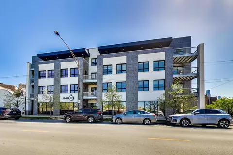 1317 N Larrabee St #404, Chicago, IL 60610