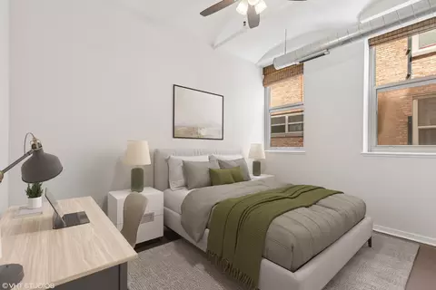 Bedroom - 500 S Clinton St #710, Chicago, IL 60607 photo 2 of 4