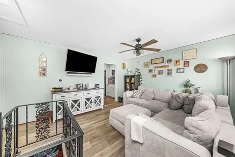 Living - 1105 E 5th St, Sandwich, IL 60548 photo 1 of 2