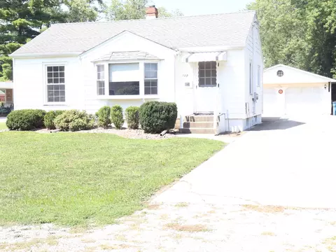 1522 E Hickory St, Streator, IL 61364