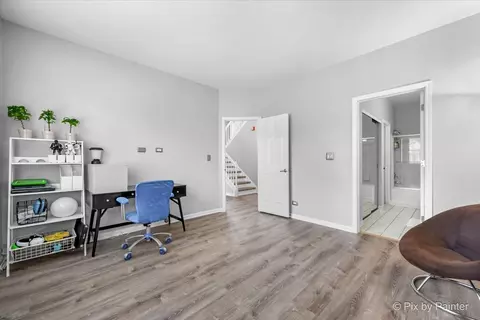 279 Snug Harbor Dr, Willowbrook, IL 60527 photo 12