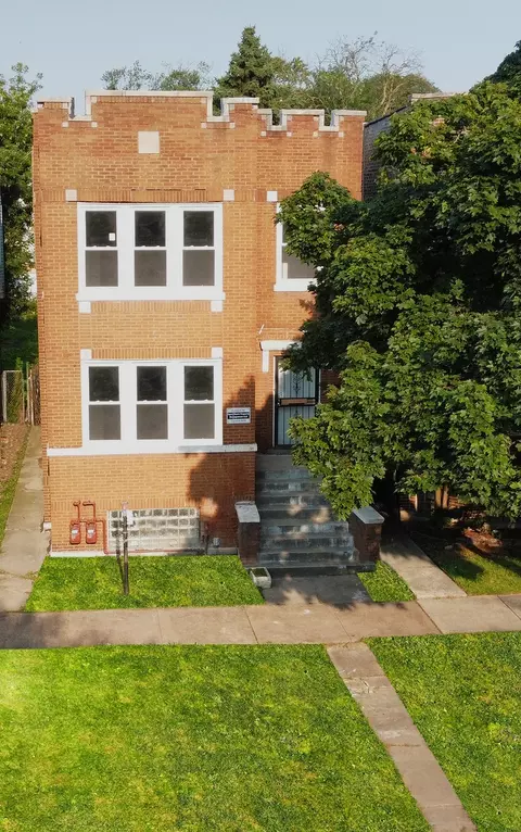 6830 S Michigan Ave, Chicago, IL 60637