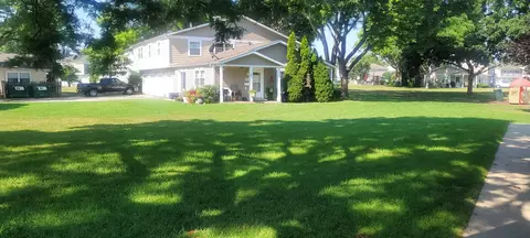 Exterior - 1244 Nova Ct #1244, Wheeling, IL 60090 photo 2 of 3