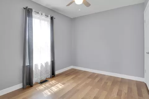 Bedroom - 3812 148th St, Midlothian, IL 60445 photo 1 of 3